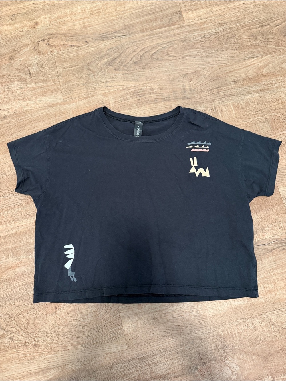 lululemon athletica Black Short Sleeve olympics Graphic Crop Tee